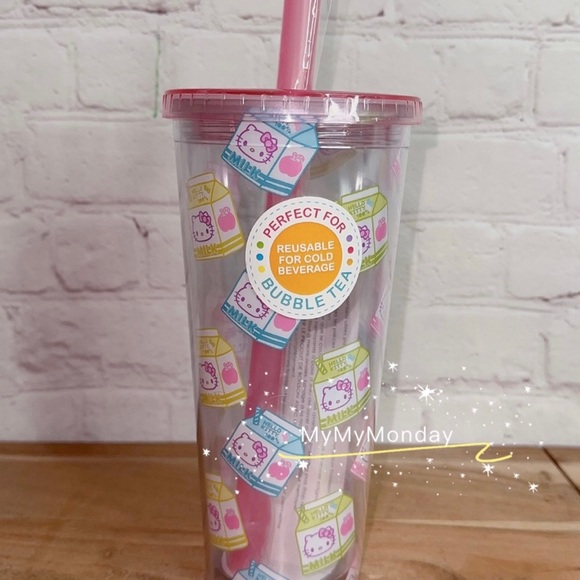 Hello Kitty Tumbler - Picture 1 of 4